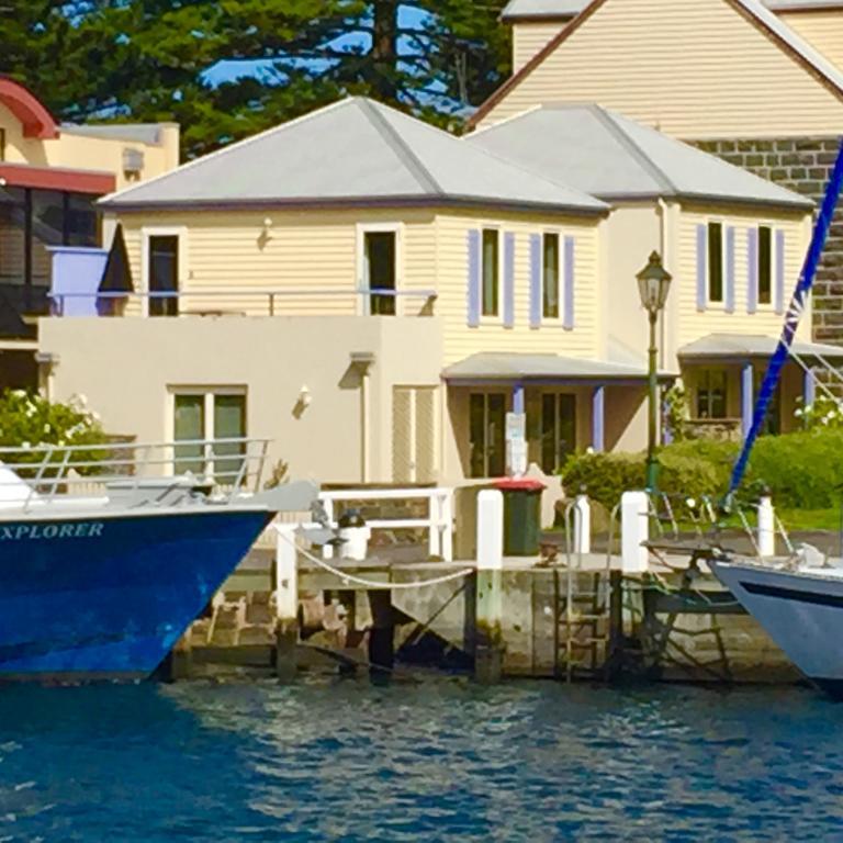 ポート・フェアリー Dockside Waterfront Indulgenceヴィラ エクステリア 写真